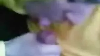 Con bò cái phim sex sub khong che thích xà phòng và găng tay và cô ấy rất vui mừng về nó