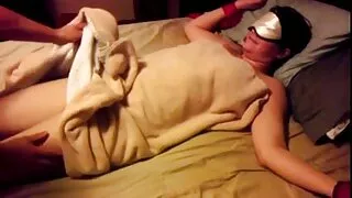 Nô lệ sex vietsub k che phụ nữ đeo găng tay cao